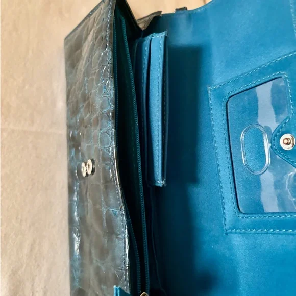 Kelly & Katie Blue Crocodile-embossed Style Wallet with Silver-tone buckle - Picture 6 of 10